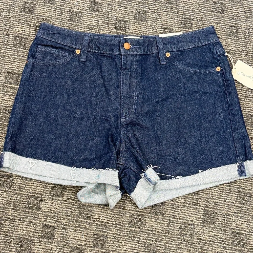 Universal Thread‎ Dark Blue Jean Shorts
